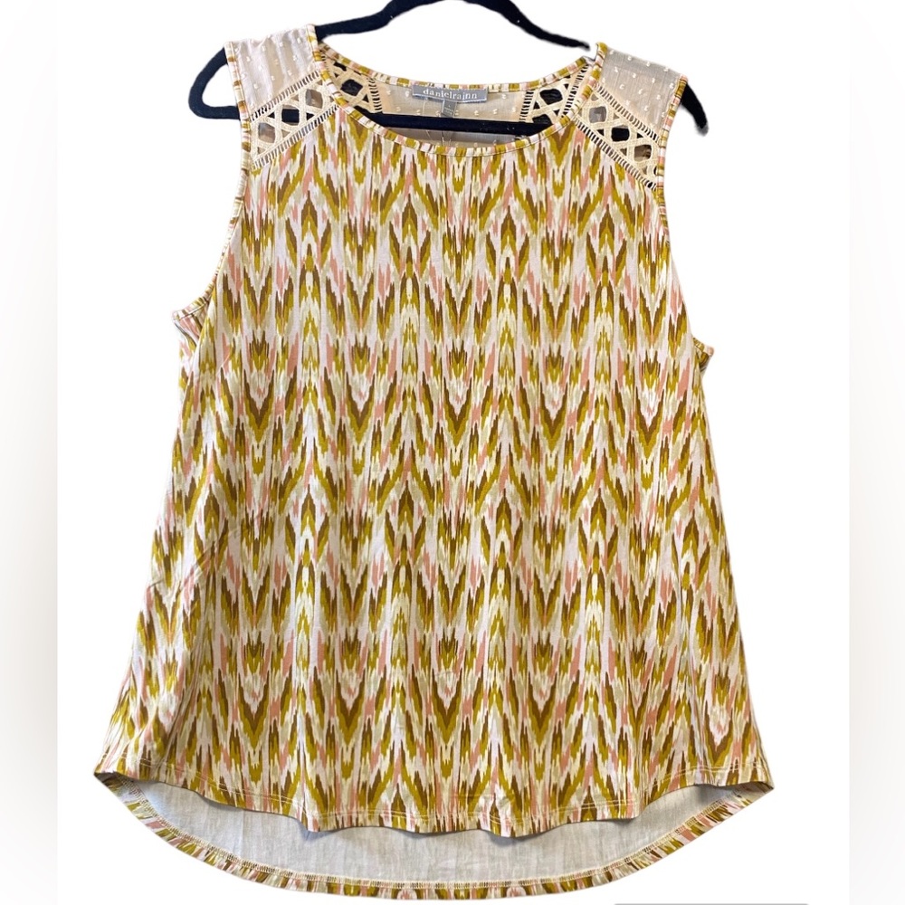 Daniel Rainn Multicolor Sleeveless Top